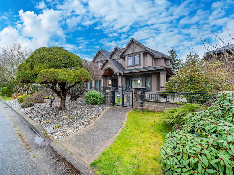 7691 Sunnydene Road, Richmond, BC, V6Y 1G9