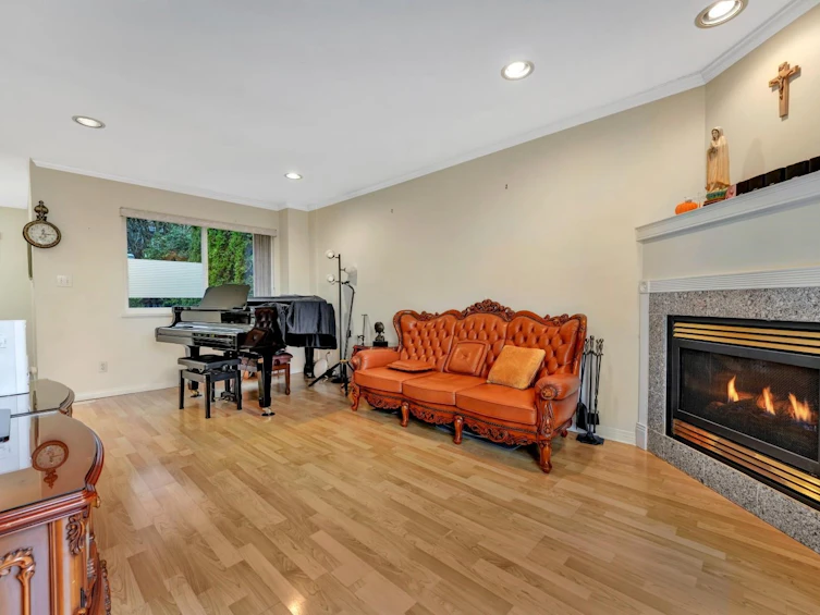 1067 Dansey Avenue, Coquitlam, BC, V3K 3H2 - 13