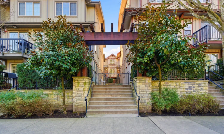 54-433 Seymour River Place