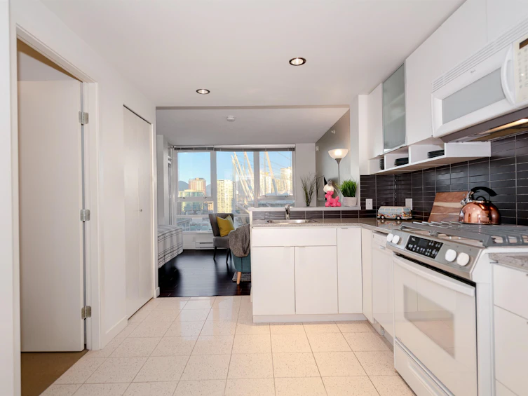 2106-939 Expo Boulevard, Vancouver, BC, V6Z 3G7 - 2
