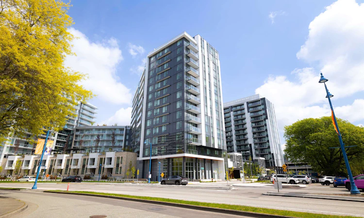 422-6808 Minoru Boulevard