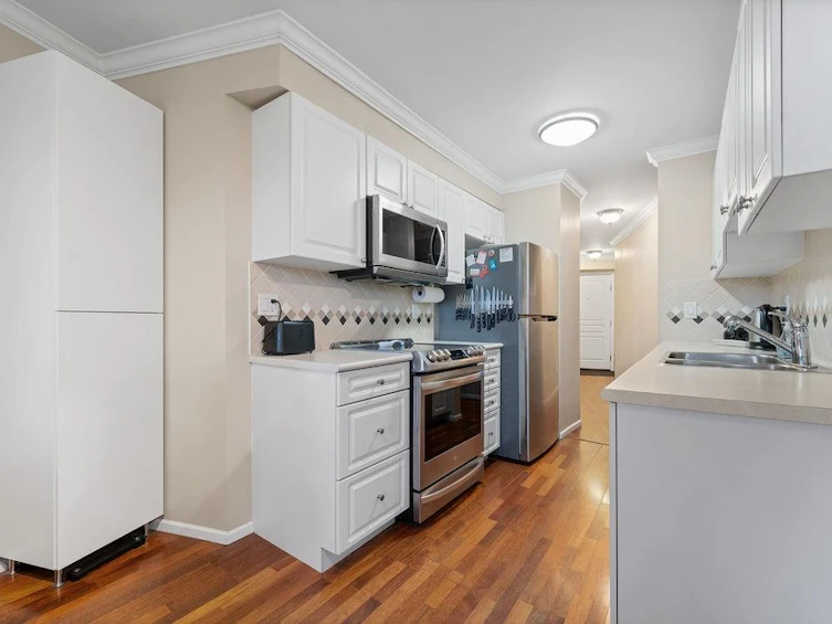 220-5800 Andrews Road, Richmond, BC, V7E 6M2 - 13