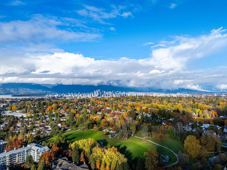 1987 W 35th Avenue, Vancouver, BC, V6M 1H8 - 2