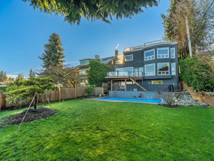 1987 W 35th Avenue, Vancouver, BC, V6M 1H8 - 6