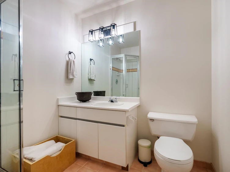 1987 W 35th Avenue, Vancouver, BC, V6M 1H8 - 38