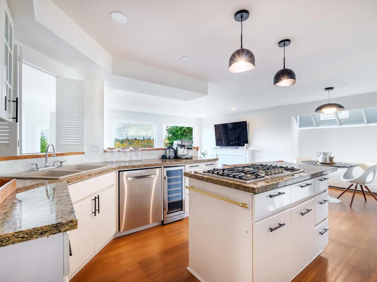 1987 W 35th Avenue, Vancouver, BC, V6M 1H8 - 17