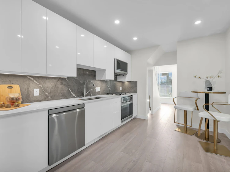238 E 28th Street, North Vancouver, BC, V7N 1C2 - 11