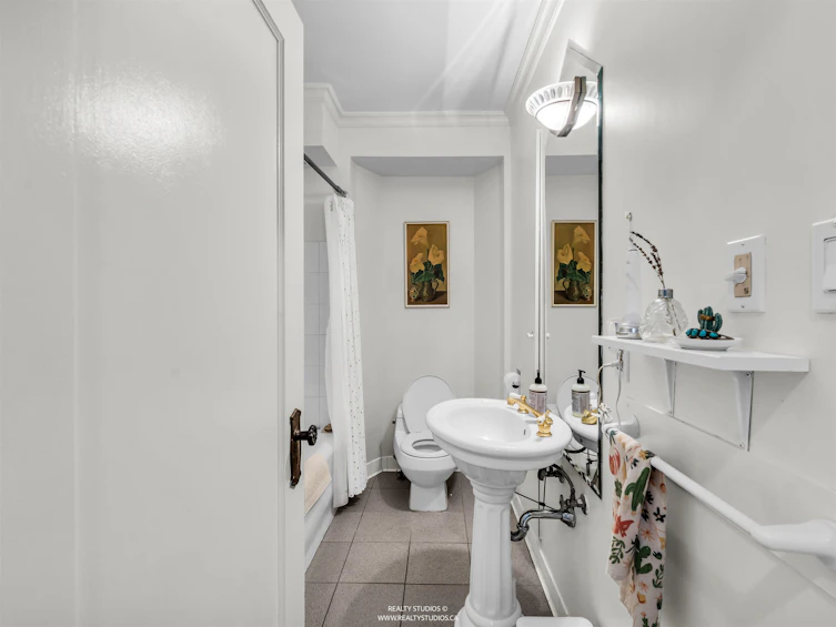 5915 Chester Street, Vancouver, BC, V5W 3B7 - 15