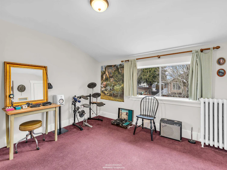 5915 Chester Street, Vancouver, BC, V5W 3B7 - 17