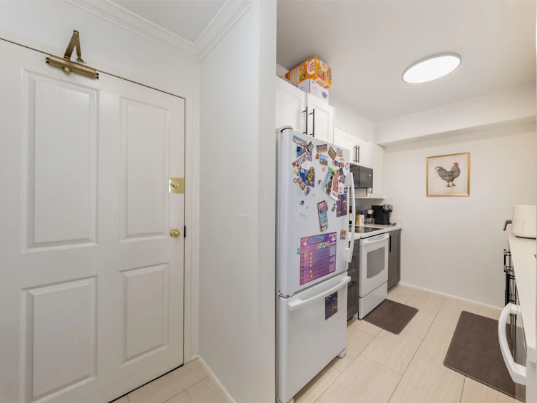 313-10533 University Drive, Surrey, BC, V3T 5T7 - 18