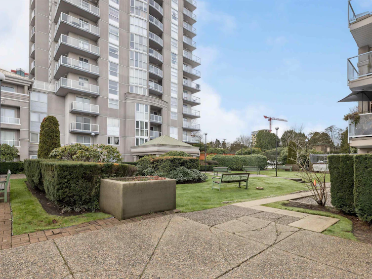 313-10533 University Drive, Surrey, BC, V3T 5T7 - 4