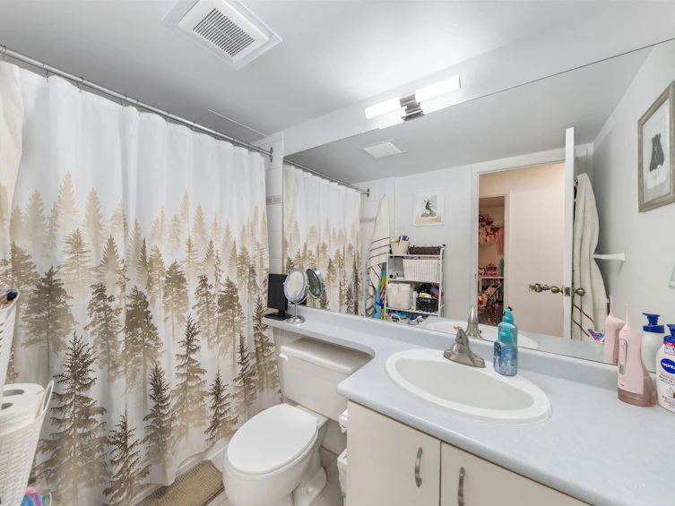 313-10533 University Drive, Surrey, BC, V3T 5T7 - 22