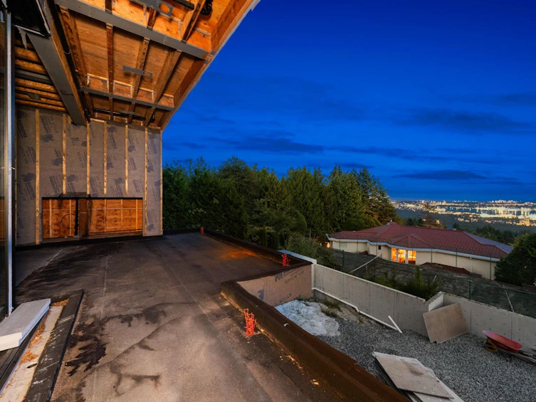 1424 Sandhurst Place, West Vancouver, BC, V7S 2P3 - 35
