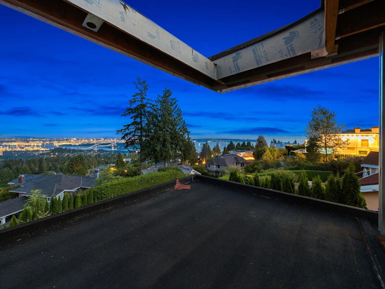 1424 Sandhurst Place, West Vancouver, BC, V7S 2P3 - 31