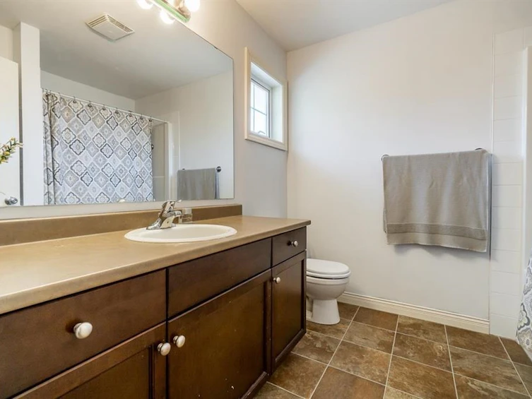 27-1175 7th Avenue, Hope, BC, V0X 1L4 - 29