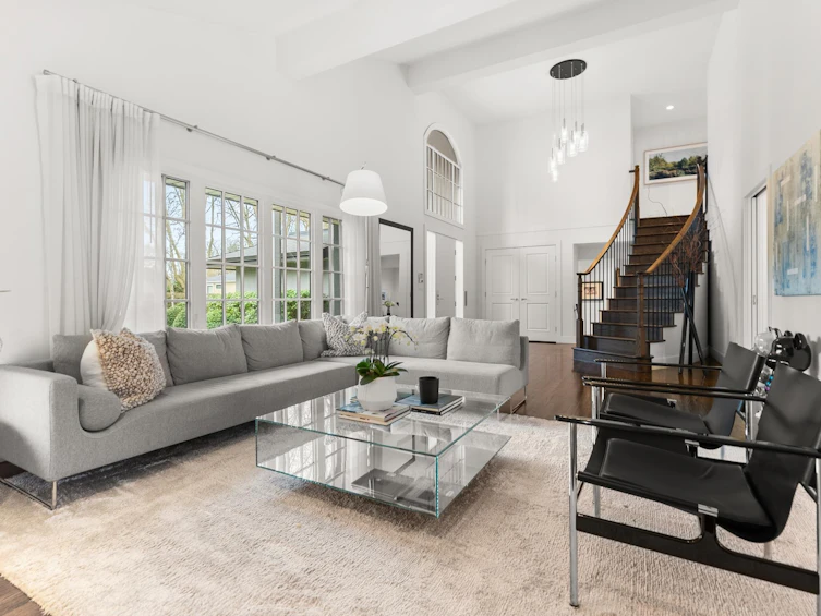 2496 W 36th Avenue, Vancouver, BC, V6M 1L6 - 2