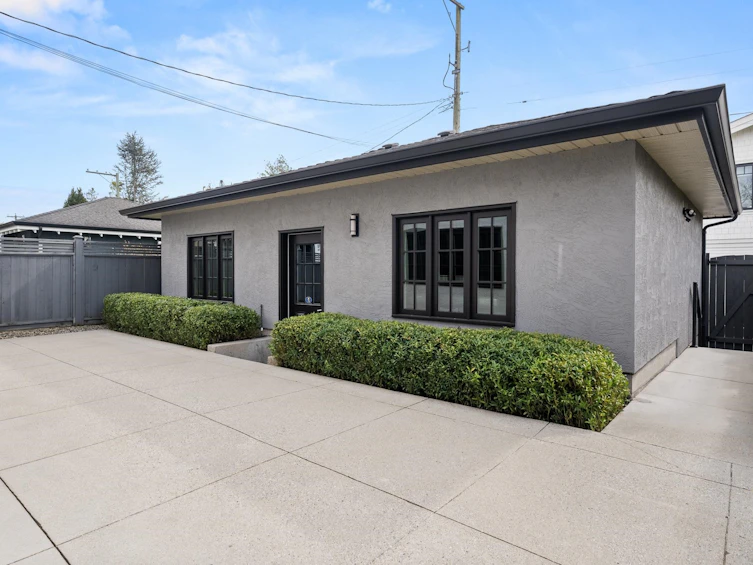 2496 W 36th Avenue, Vancouver, BC, V6M 1L6 - 38