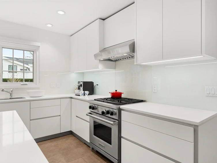2496 W 36th Avenue, Vancouver, BC, V6M 1L6 - 19