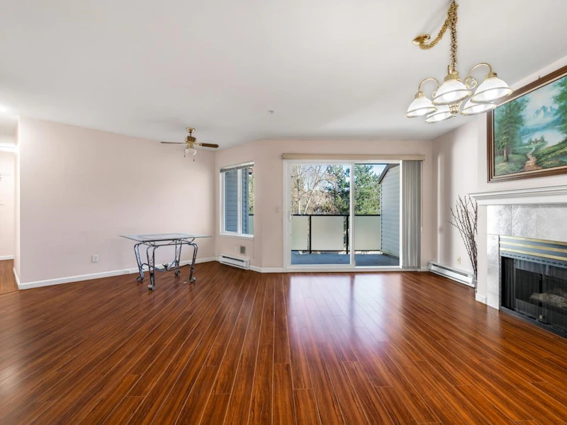 402 - 7139 18th Avenue, Burnaby BC V3N 4Z3