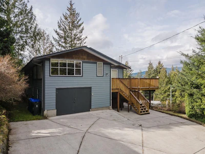 5808 Skookumchuk Road - 5