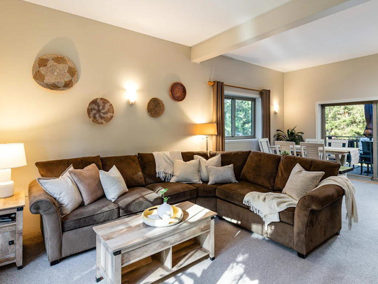 9167 Emerald Drive, Whistler, BC, V8E 0G5 - 9
