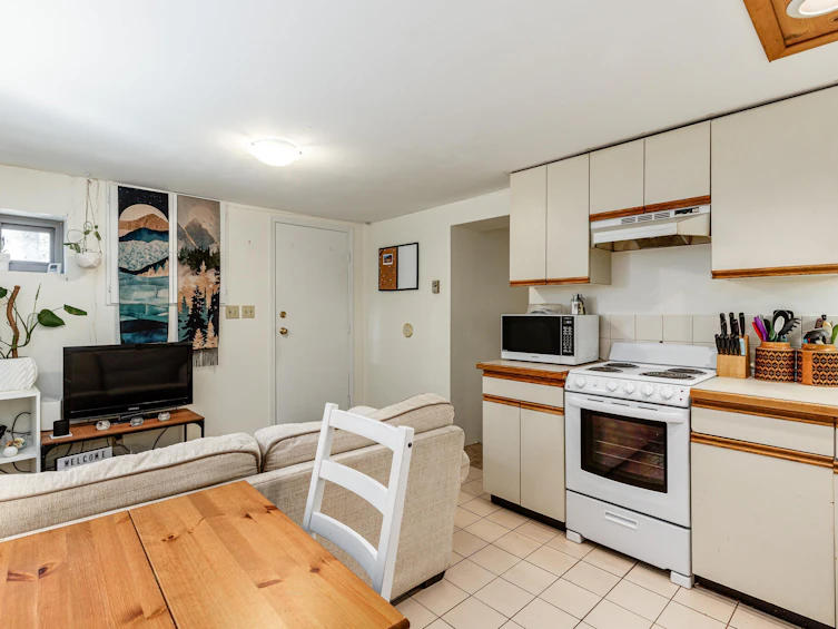 9167 Emerald Drive, Whistler, BC, V8E 0G5 - 24
