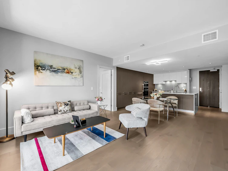 204-2089 W 43rd Avenue, Vancouver, BC, V6M 2C8