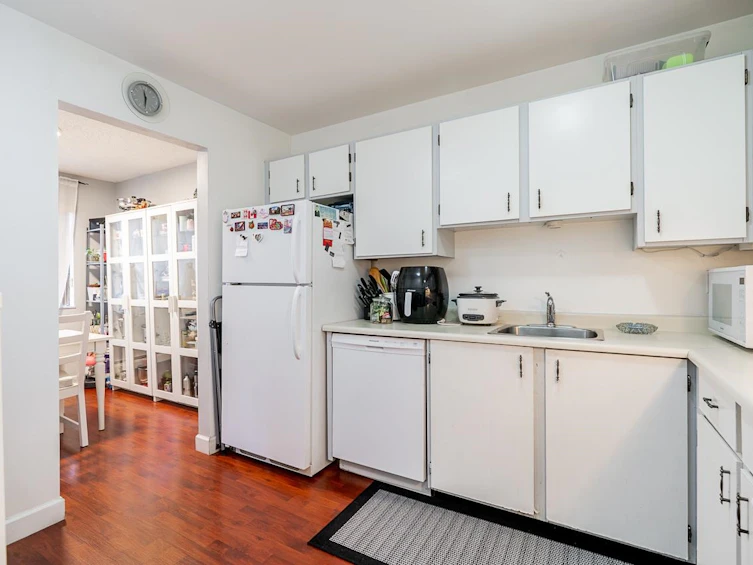 203-10680 151a Street, Surrey, BC, V3R 8T4 - 12