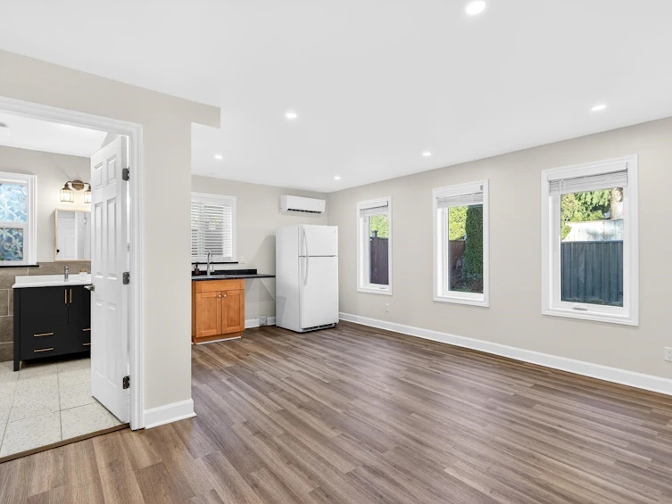 9044 144 Street, Surrey, BC, V3V 5Z8 - 31