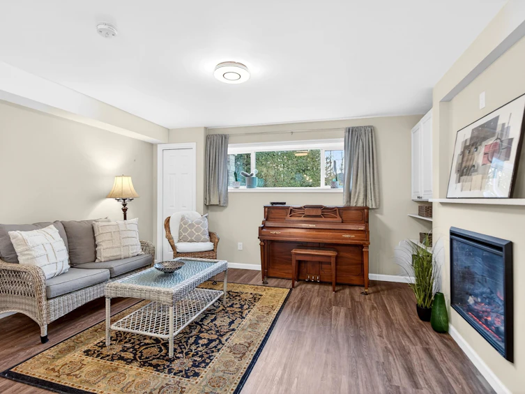 9044 144 Street, Surrey, BC, V3V 5Z8 - 26