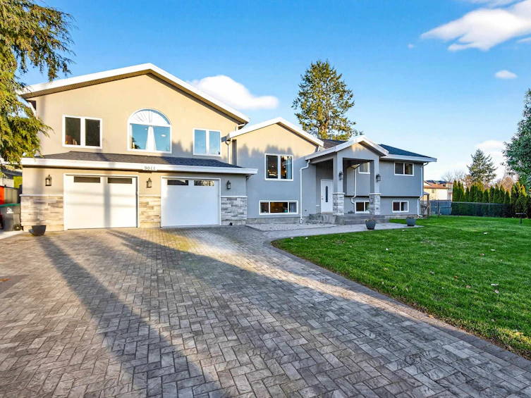 9044 144 Street, Surrey, BC, V3V 5Z8 - 2