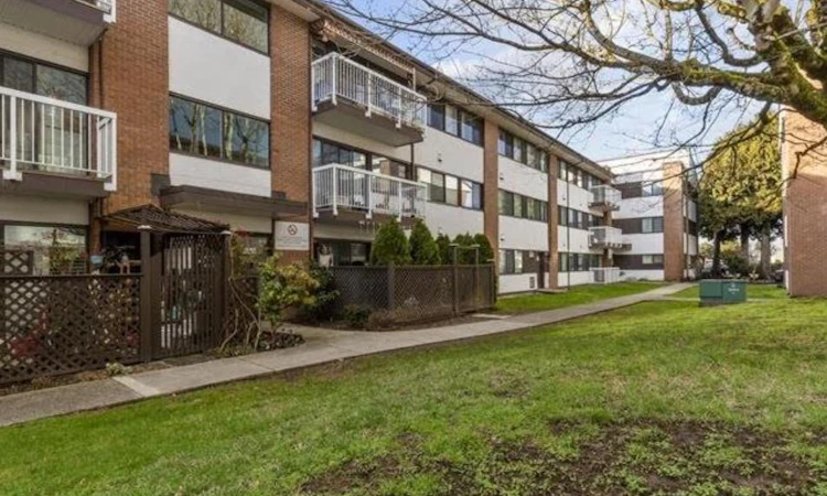 302-8060 Ryan Road