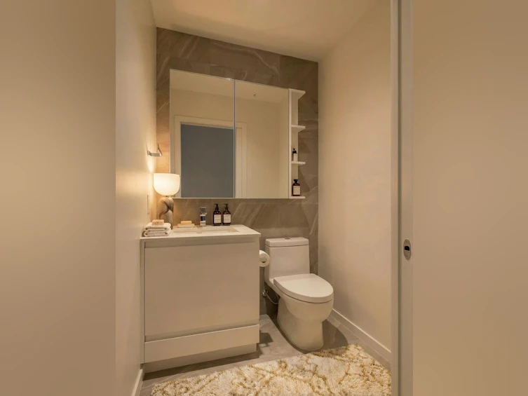 802-6200 Minoru Boulevard, Richmond, BC, V6Y 4A8 - 7
