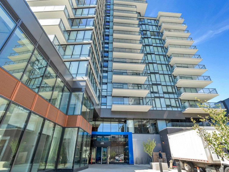 1803-1588 Johnston Road, Surrey, BC, V4B 3Z7 - 3