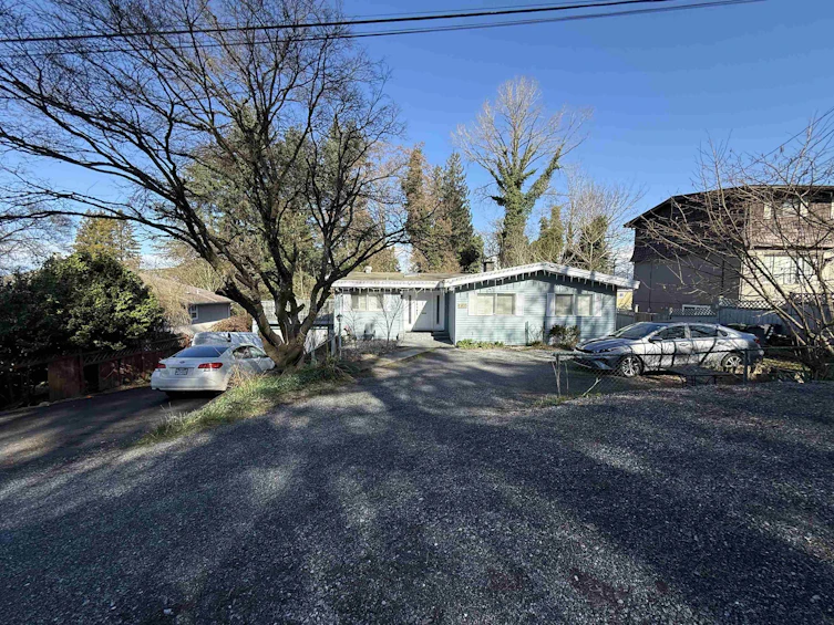 13833 114 Avenue, Surrey, BC, V3R 2L8 - 2