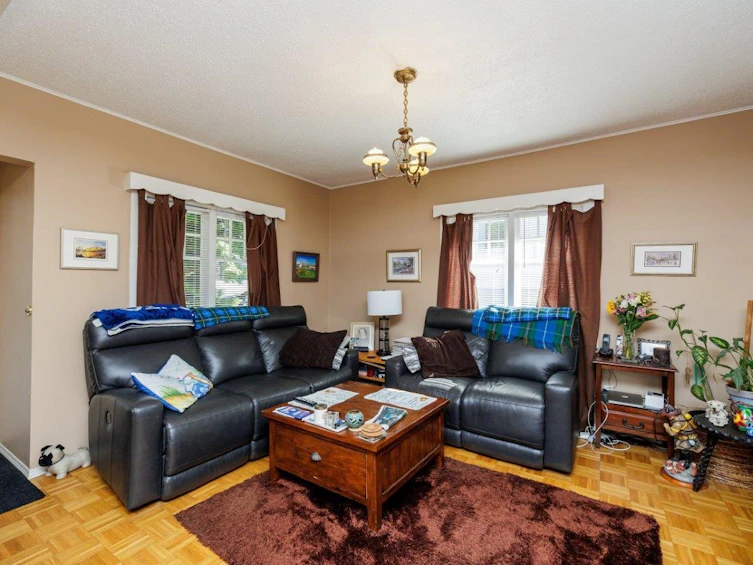 123 E Kings Road, North Vancouver, BC, V7N 1H4 - 8