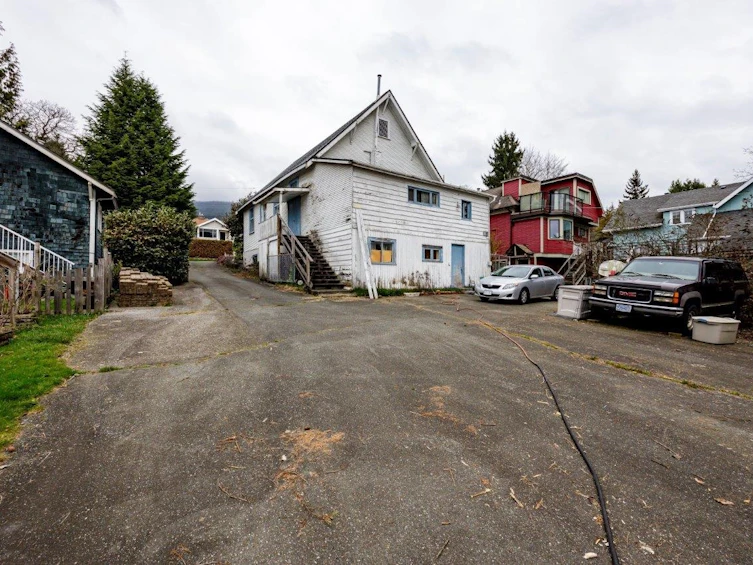 131 E Kings Road, North Vancouver, BC, V7N 1H4 - 16