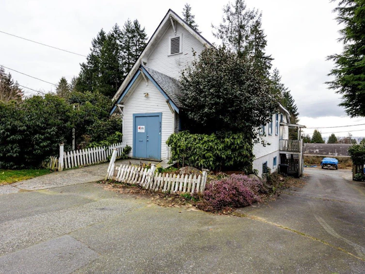 131 E Kings Road, North Vancouver, BC, V7N 1H4 - 11