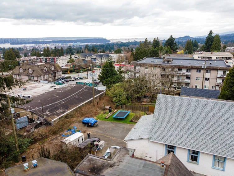 131 E Kings Road, North Vancouver, BC, V7N 1H4 - 3