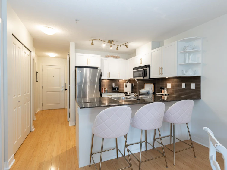 E302-8929 202 Street, Langley, BC, V1M 0B4 - 2