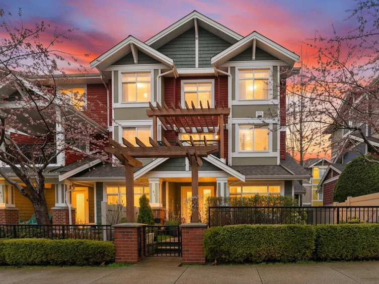 41-6036 164 Street, Surrey, BC, V3S 3Y5