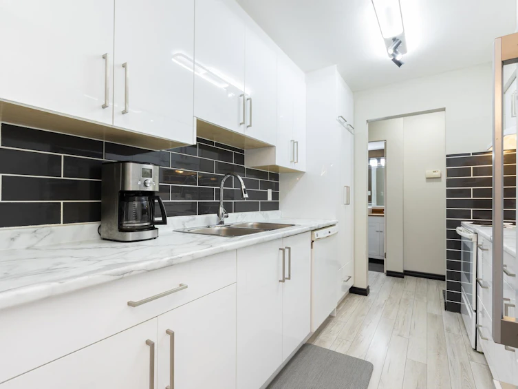 4-14171 104 Avenue, Surrey, BC, V3T 1X6 - 11