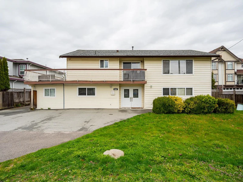 1247 Ewen Avenue, New Westminster BC V3M 5E5