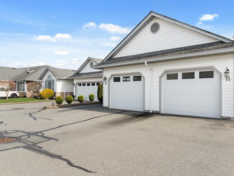 14-33922 King Road, Abbotsford, BC, V2S 7N1 - 2