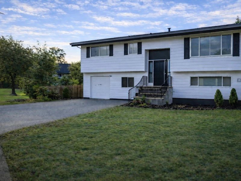 9629 Broadway Road, Chilliwack BC V2P 5T7