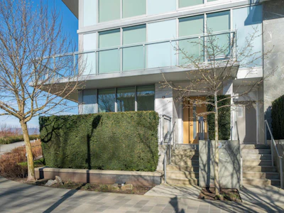 1-6611 Pearson Way - 2