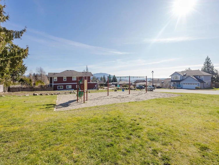 753 Steinbrunner Road, Gibsons, BC, V0N 1V9 - 30