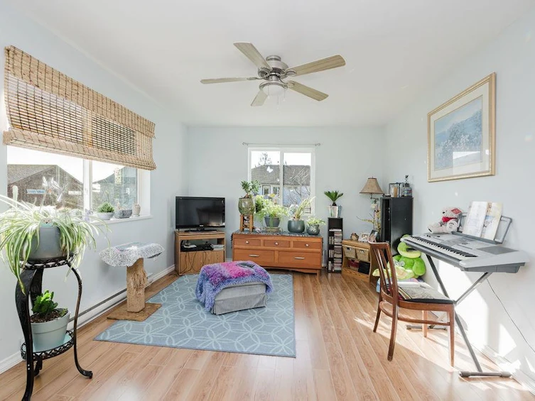 753 Steinbrunner Road, Gibsons, BC, V0N 1V9 - 22
