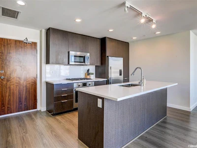 1703-8688 Hazelbridge Way - 3