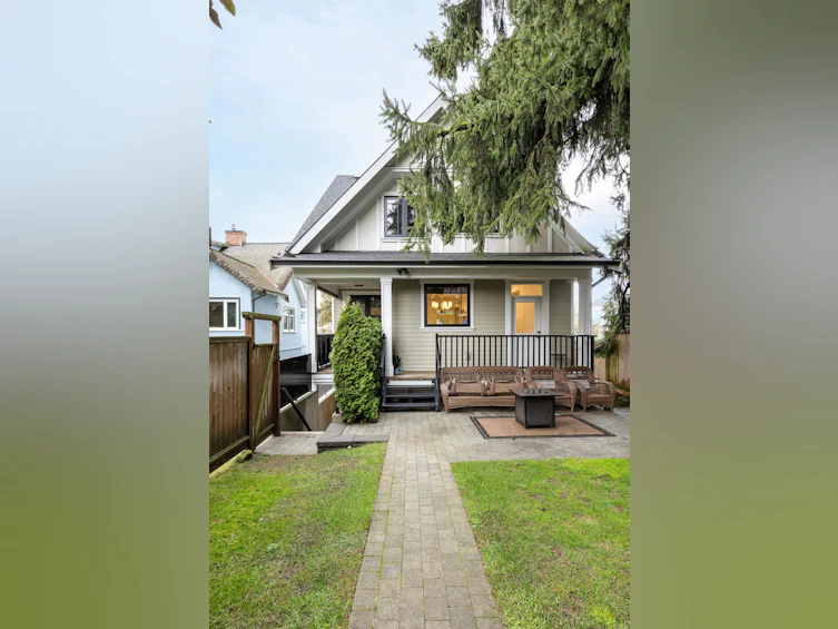 220 Sixth Avenue, New Westminster, BC, V3L 1T6 - 35